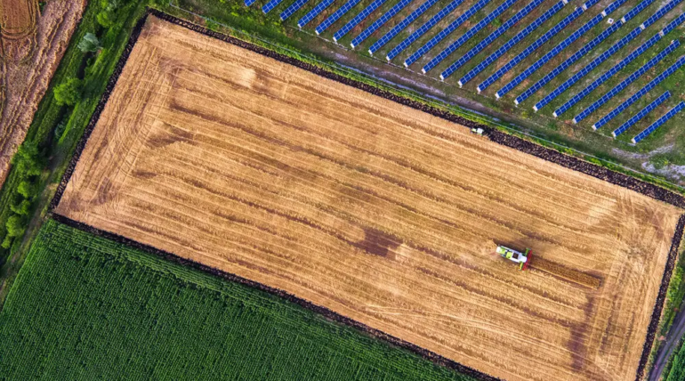 Fotovoltaico e aree agricole, il caso del Piemonte test
